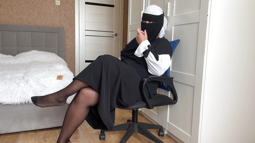 Egyptian Arab Wife Creampie in Pussy